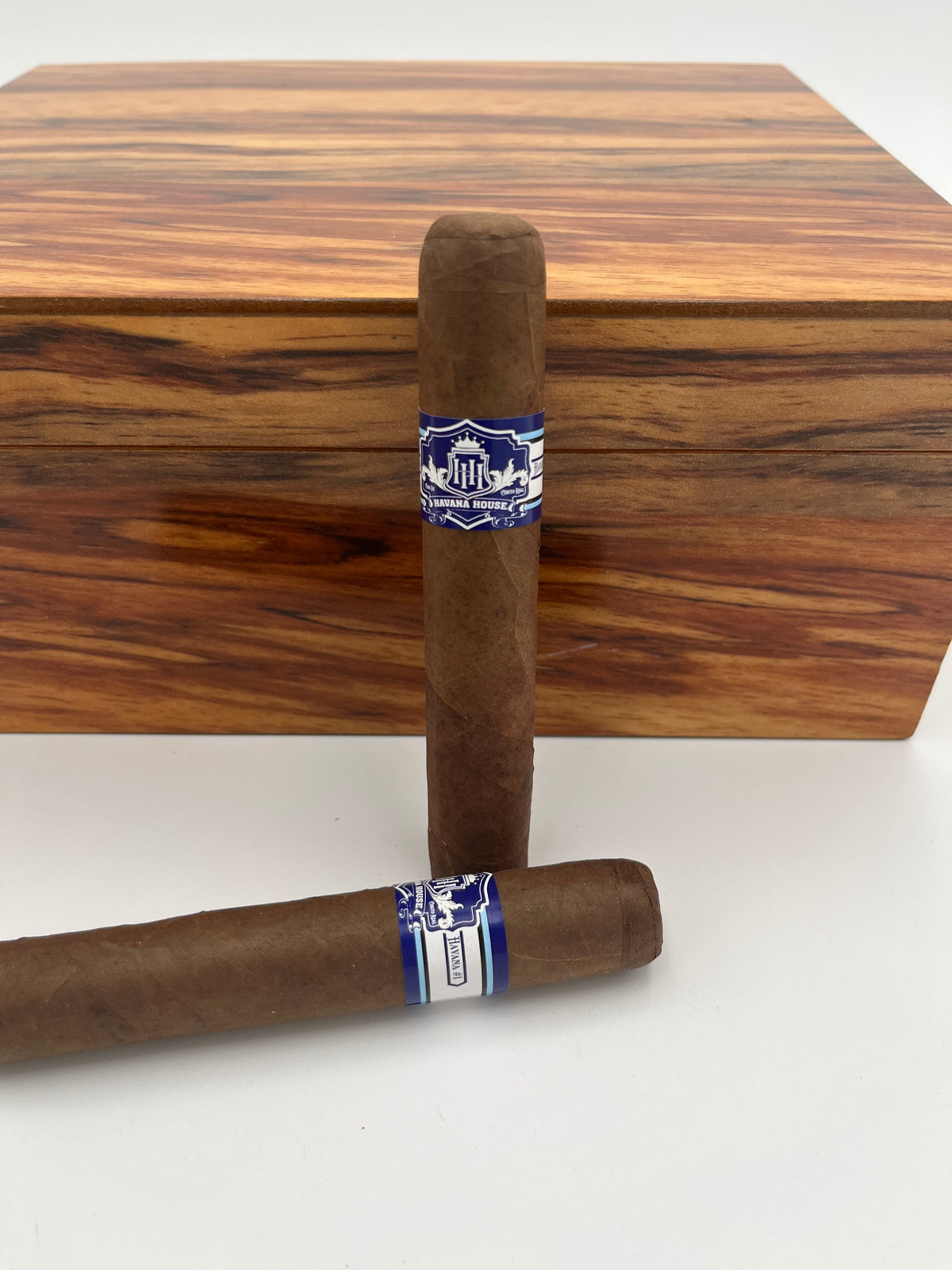 'Nixon Signature Cigar Sampler'